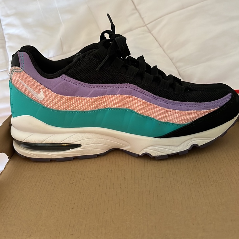 Nike Air Max “have a nice day”